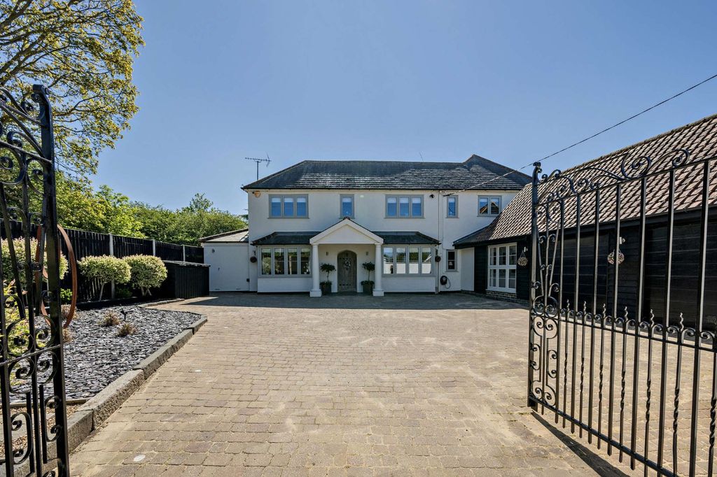 Property photo 1 of 20 Picture No. 09