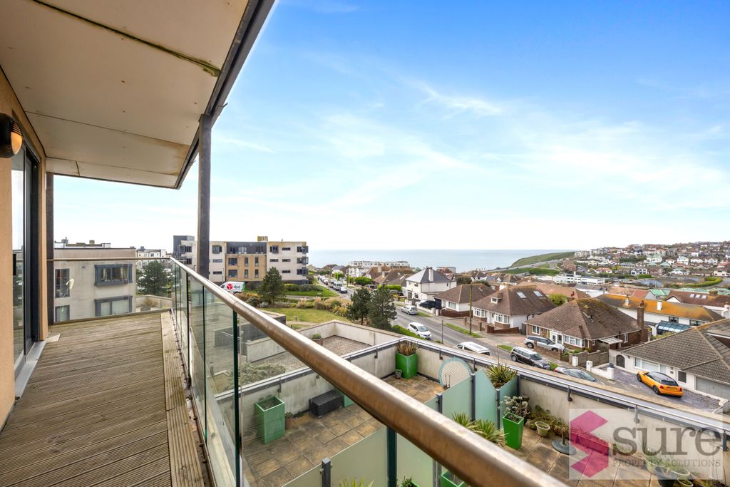 Property photo 2 of 15 Suez Way, Caspian Heights 20-011