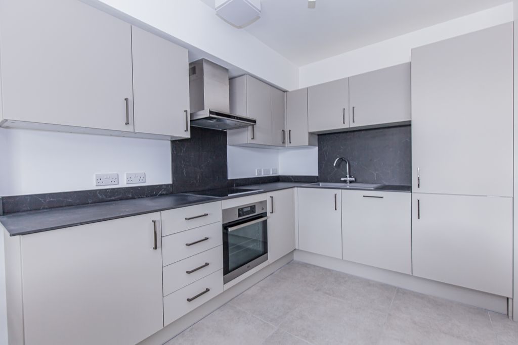 Property photo 1 of 9 160251