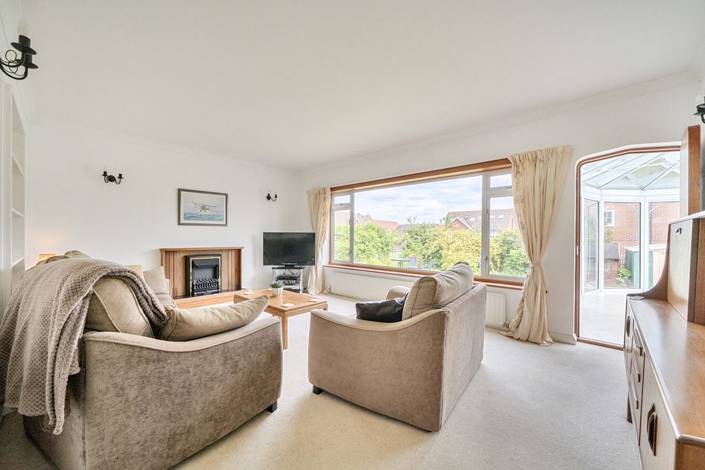 Property photo 3 of 26 1452889-19-69Fcb3...