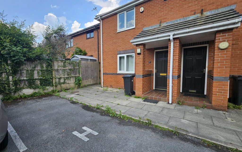 Property photo 2 of 17 2