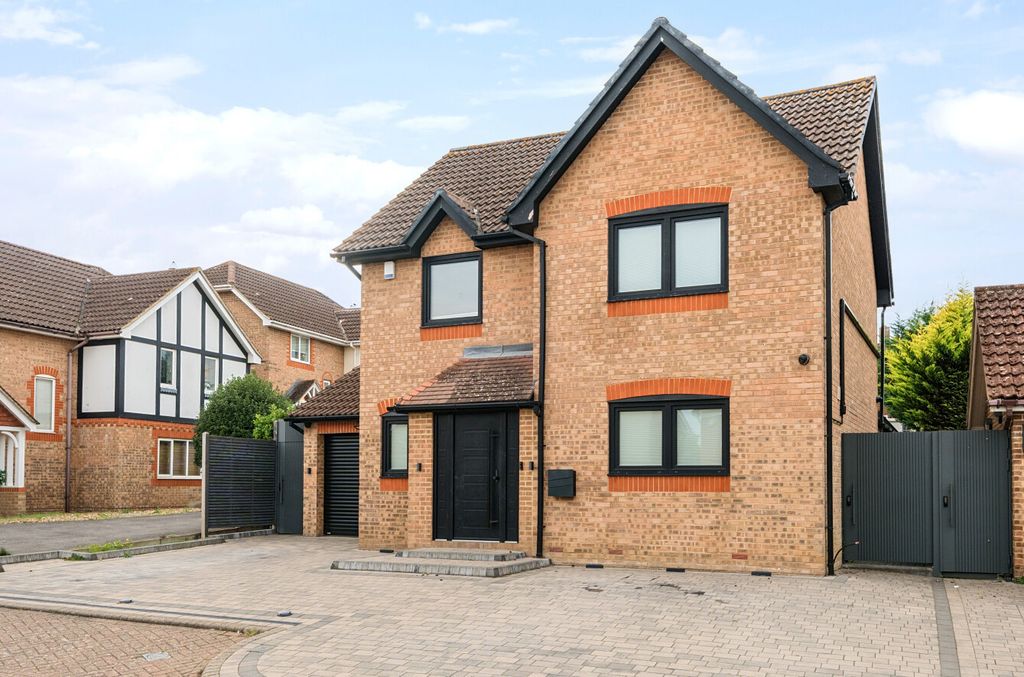 Property photo 1 of 35 1526089-25-6Abbcf...