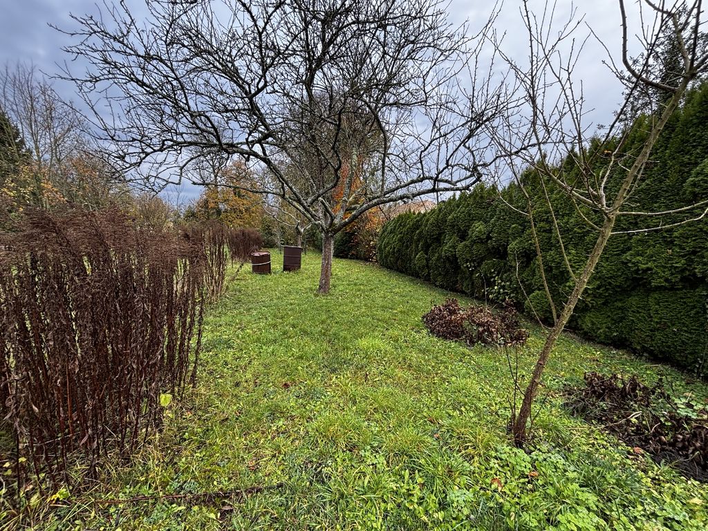 Property photo 2 of 6