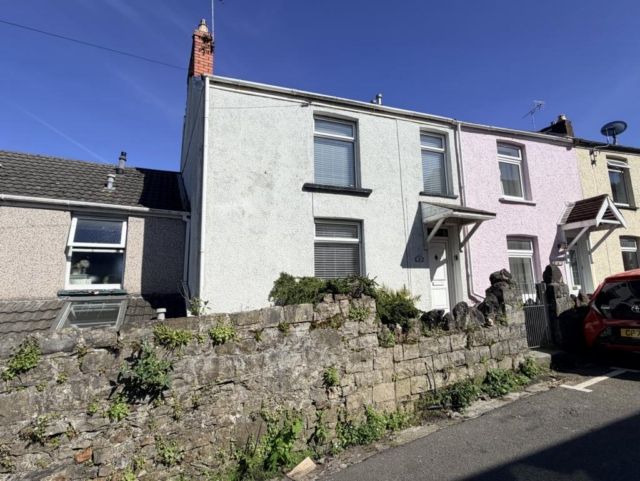 Property photo 1 of 10 Front Picture