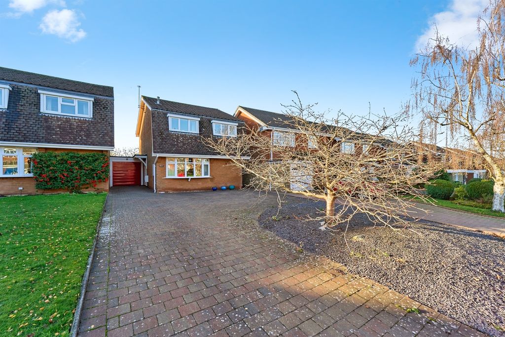 Property photo 1 of 16