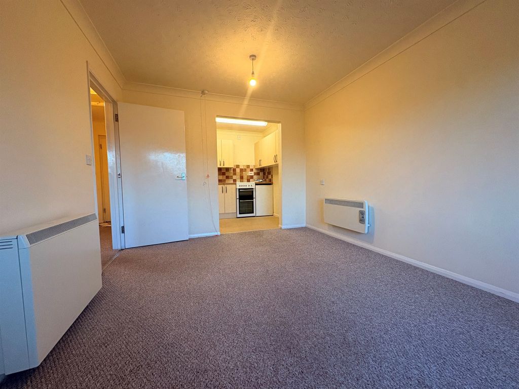 Property photo 3 of 8