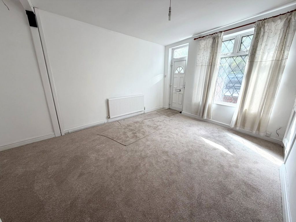 Property photo 2 of 5 Picture No. 05