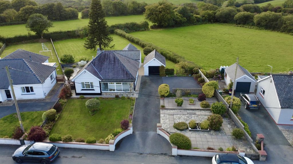 Property photo 3 of 35 Dji_Fly_20250901_180038_595_1756797425708_Photo_Op