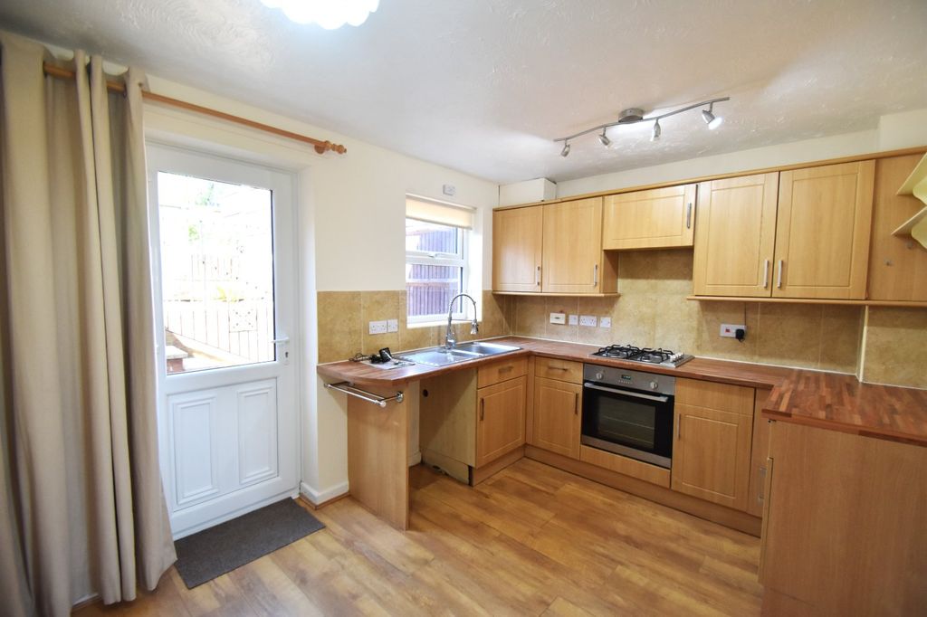 Property photo 2 of 9 Picture No. 13