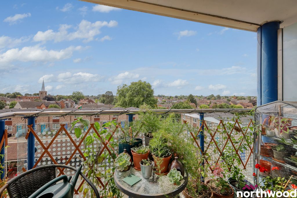 Property photo 3 of 13