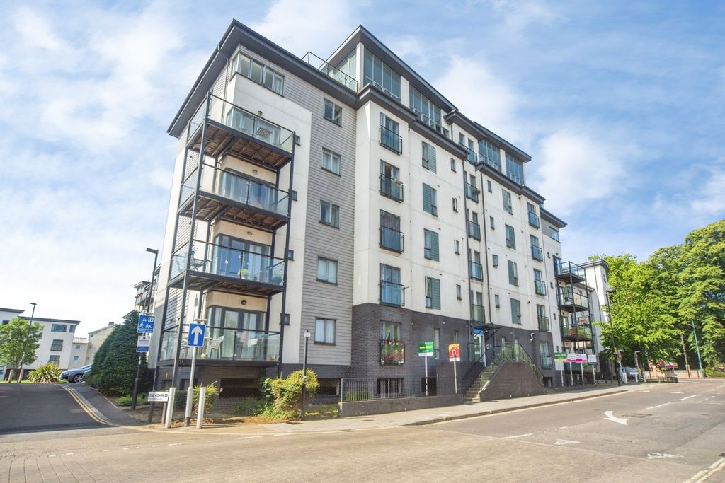 Property photo 1 of 18 Pbox-Img.Jpg