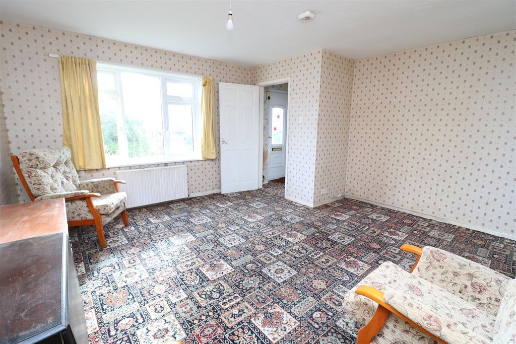 Property photo 3 of 13 Img_8707.Jpg