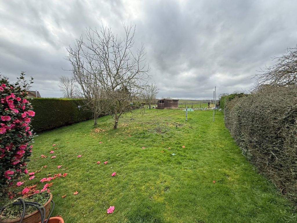 Property photo 3 of 29