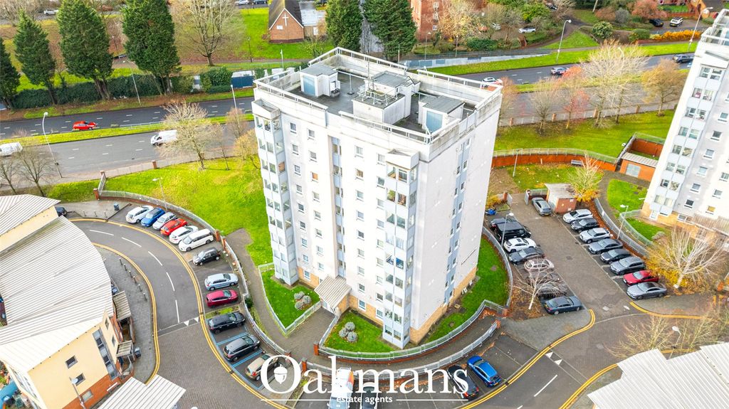 Property photo 1 of 18 Picture No. 01