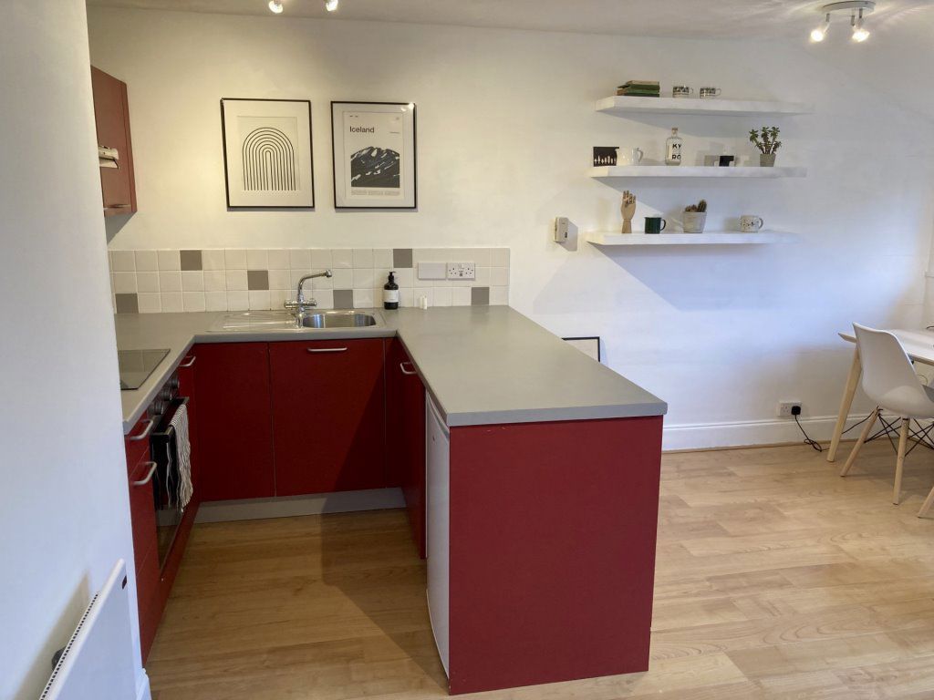 Property photo 2 of 8