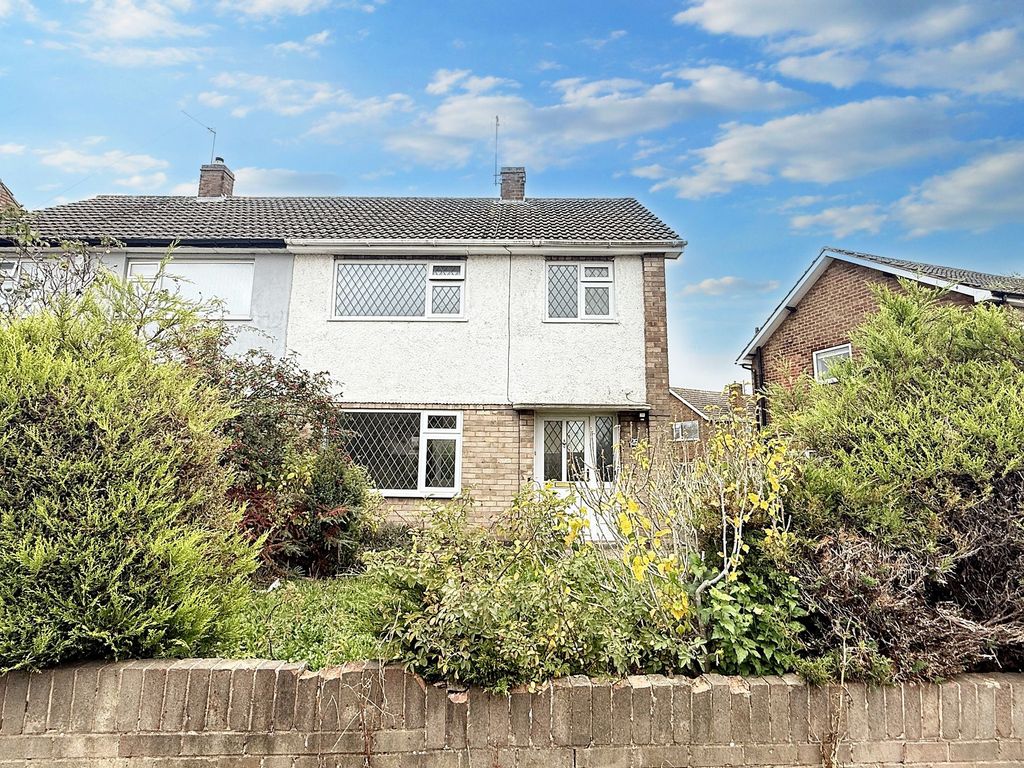 Property photo 1 of 8 Front