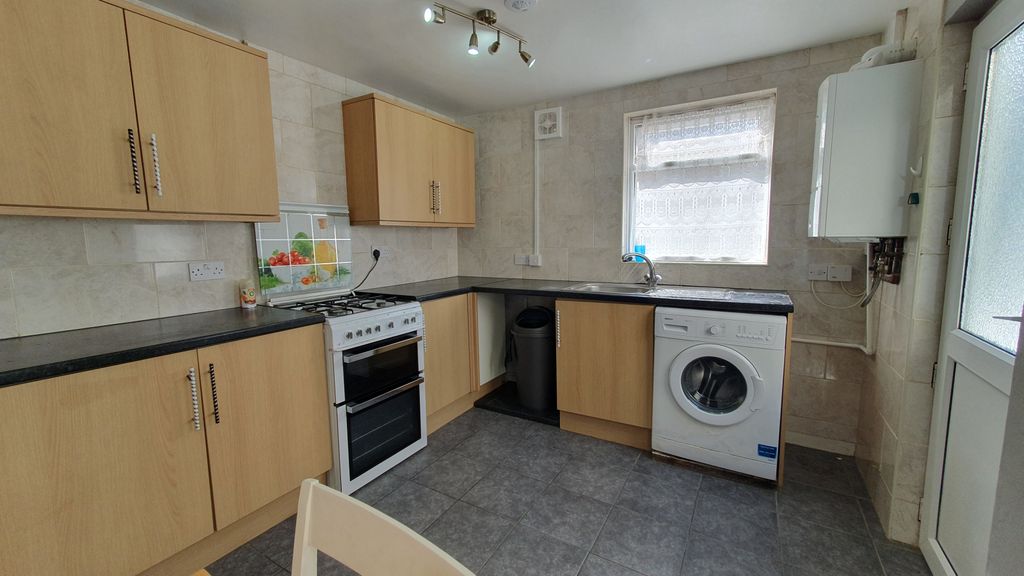 Property photo 3 of 29 Gallery