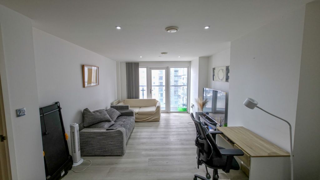 Property photo 2 of 18 20260331_122509