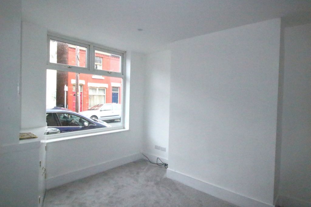 Property photo 3 of 16 Photo 3