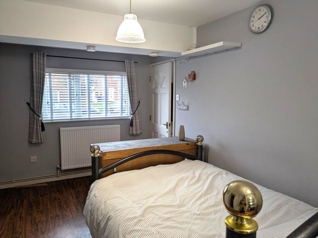 Property photo 3 of 7