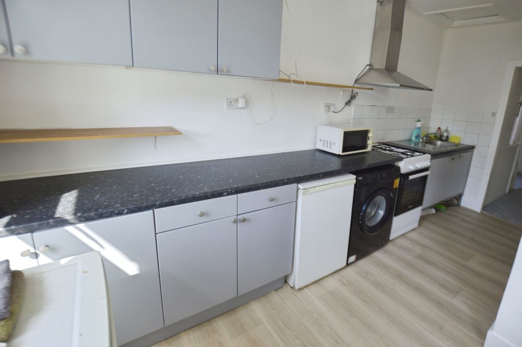 Property photo 3 of 10 Pbox-Img.Jpg