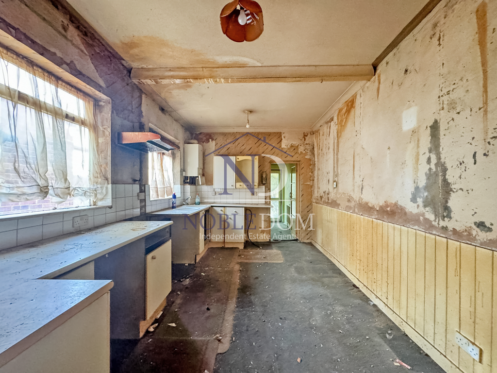 Property photo 3 of 7 Gallery