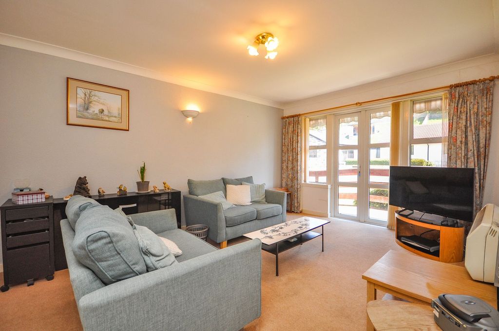 Property photo 2 of 13
