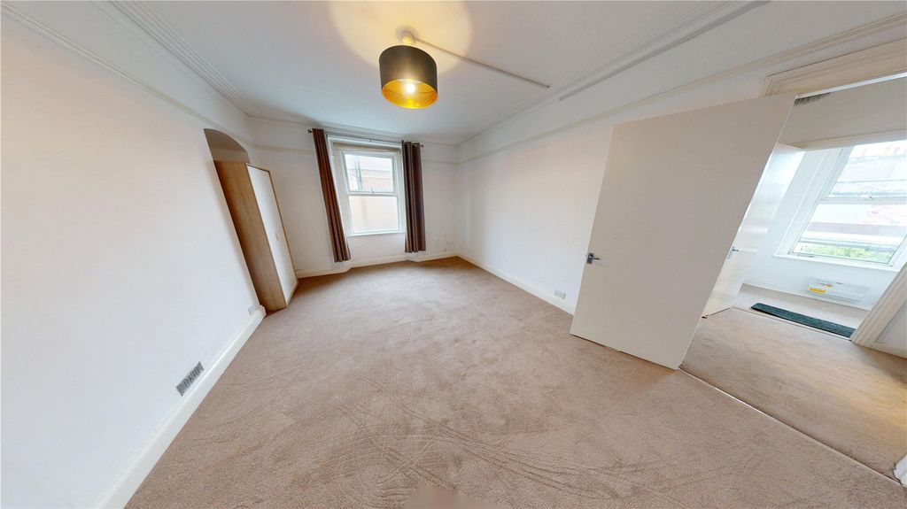 Property photo 1 of 6 Picture No. 04