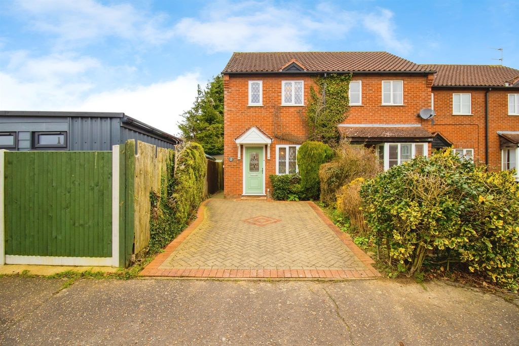 Property photo 1 of 16