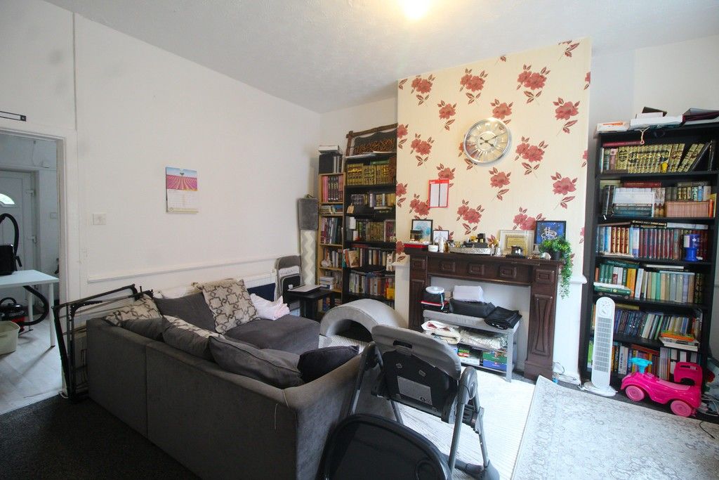 Property photo 2 of 7