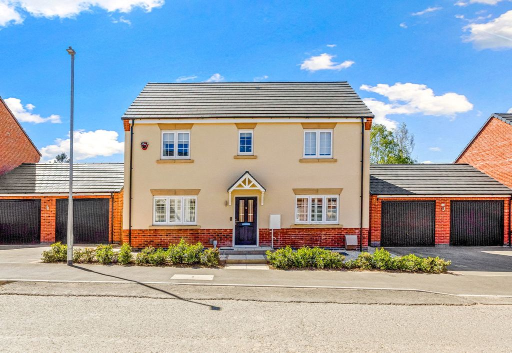 Property photo 1 of 33