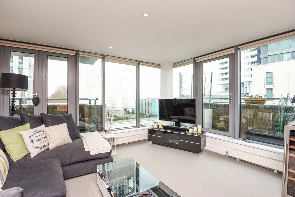 Property photo 1 of 4