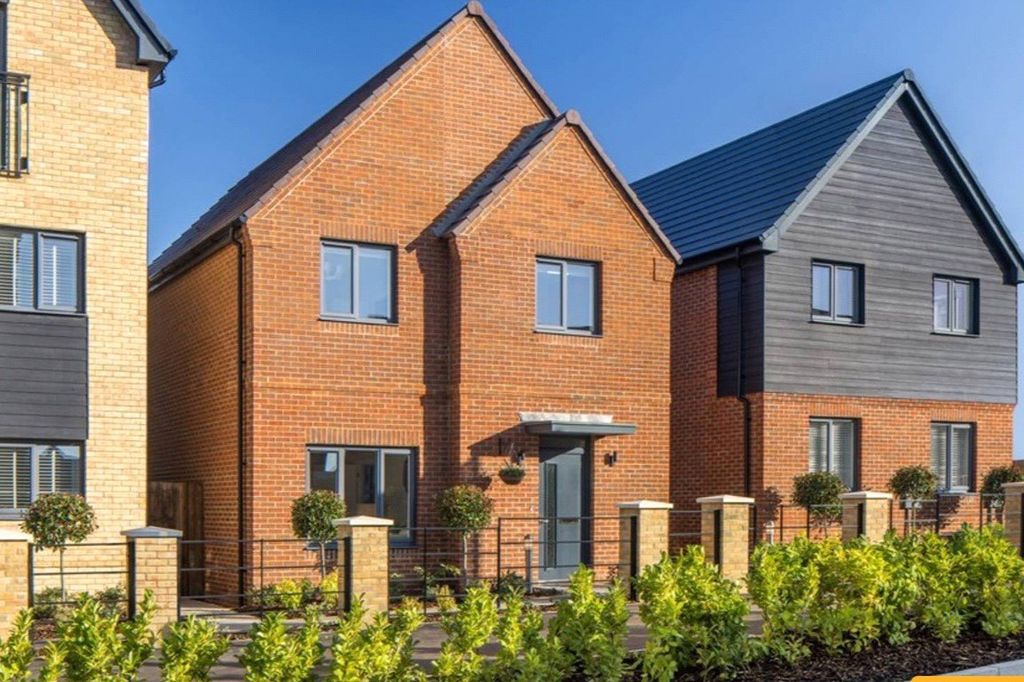 Property photo 2 of 12 External