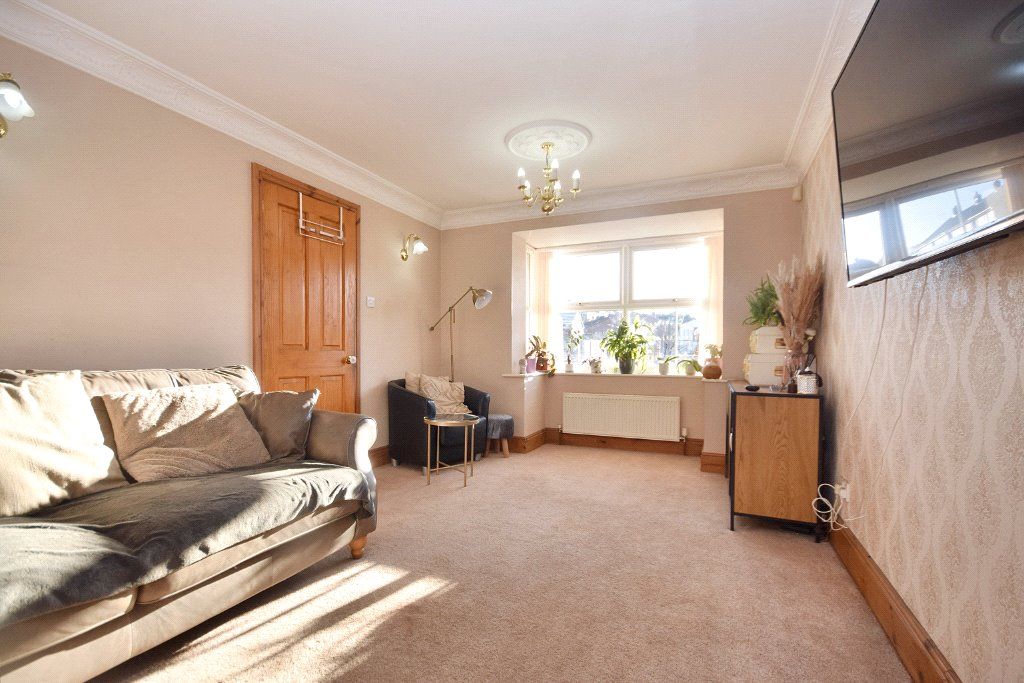 Property photo 3 of 17 Picture No. 16