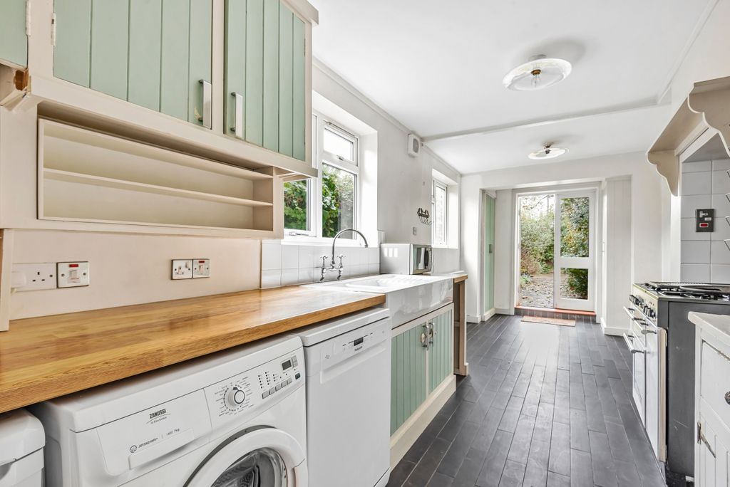 Property photo 2 of 12 906589 (5)