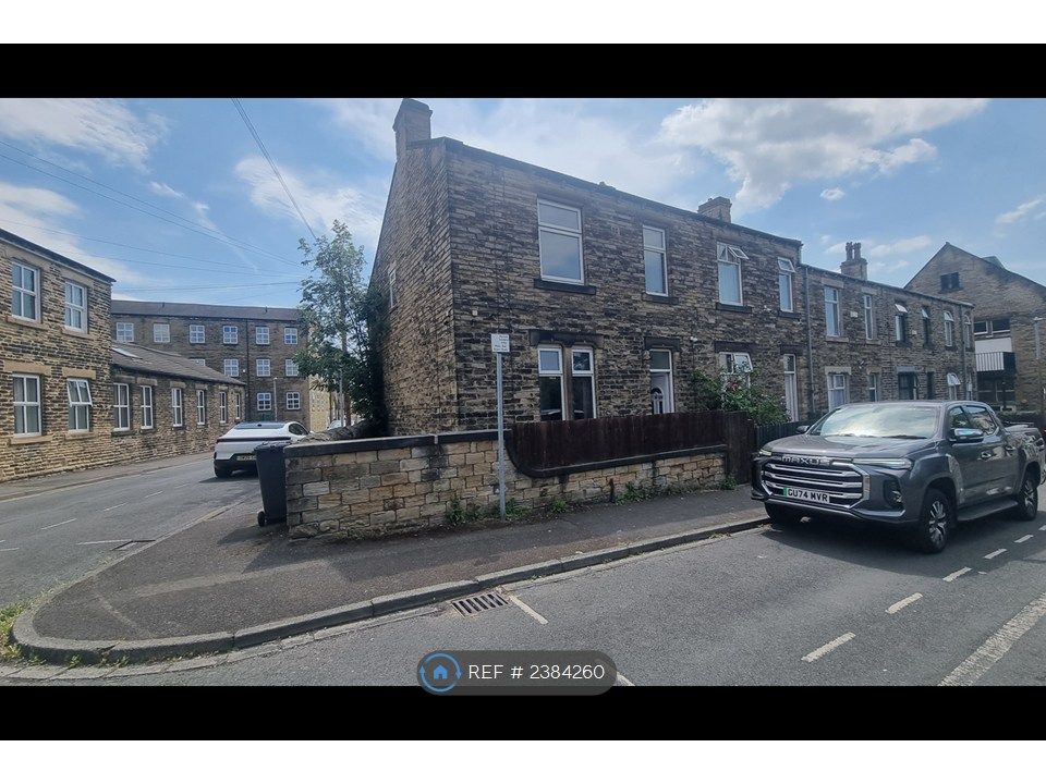 Property photo 2 of 27