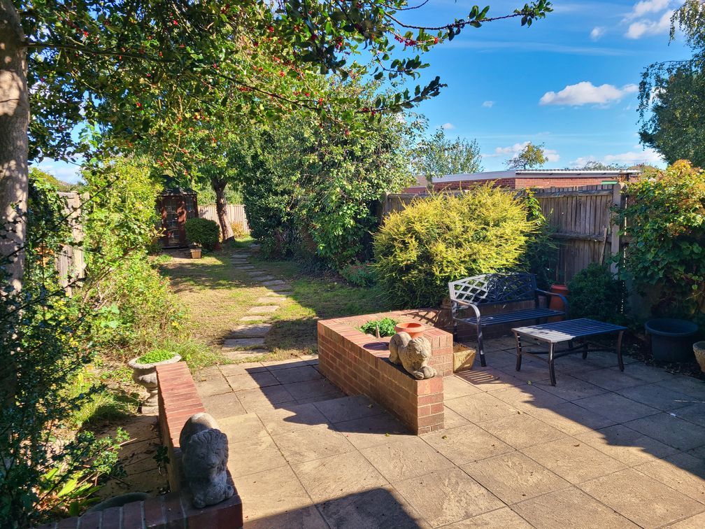 Property photo 2 of 33