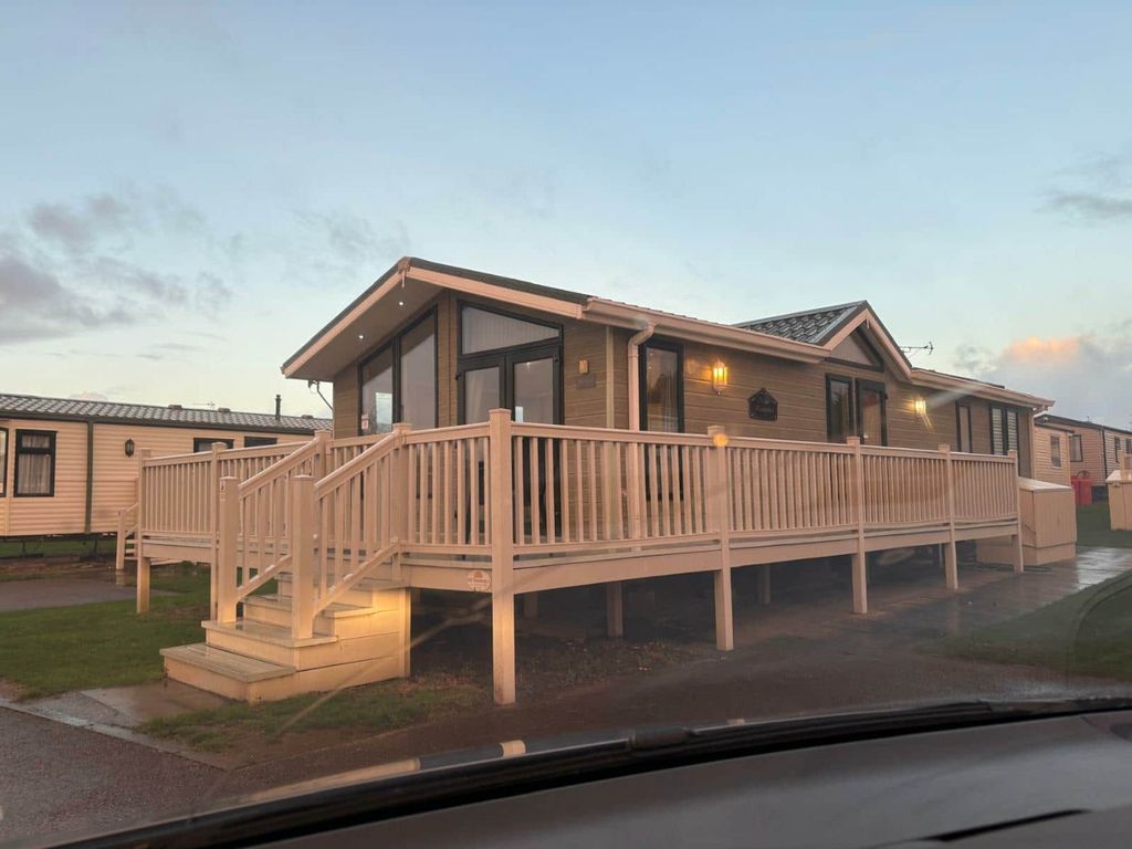 Property photo 1 of 8 4736090