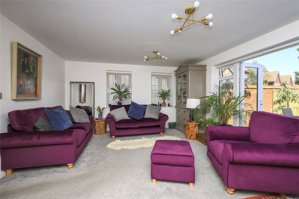 Property photo 2 of 29 Picture No. 39