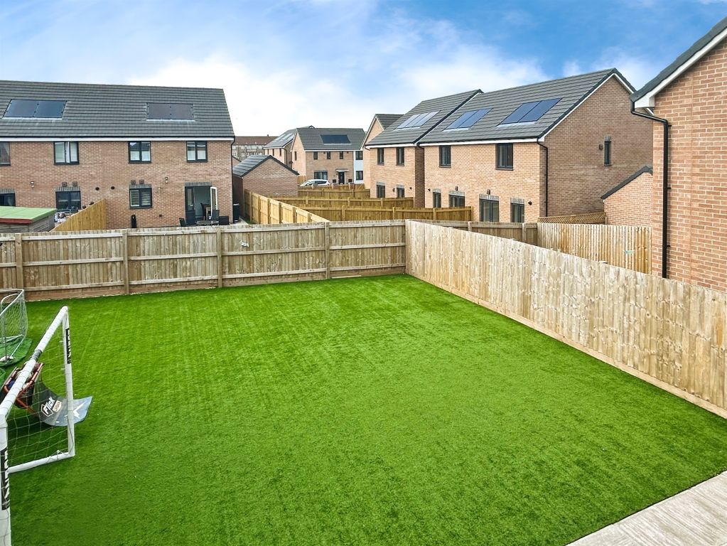 Property photo 1 of 21