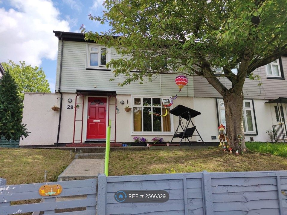 Property photo 1 of 12
