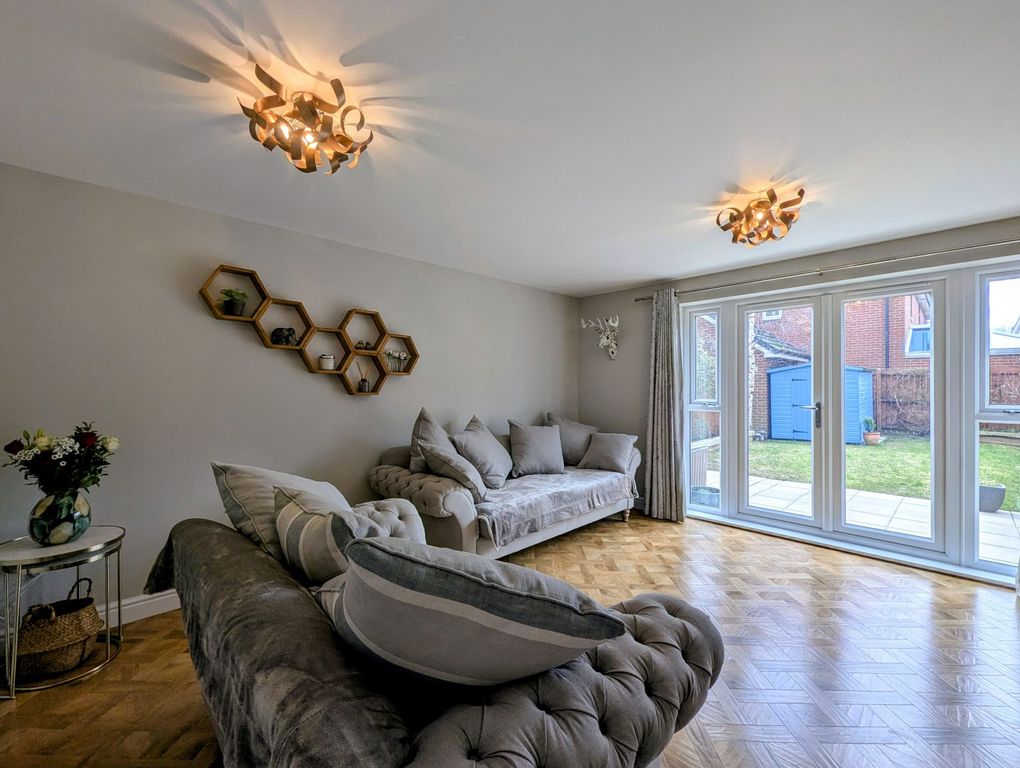 Property photo 2 of 20