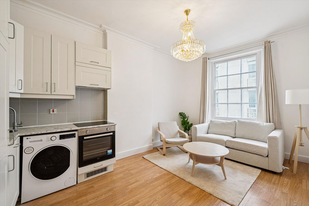 Property photo 3 of 10 Image