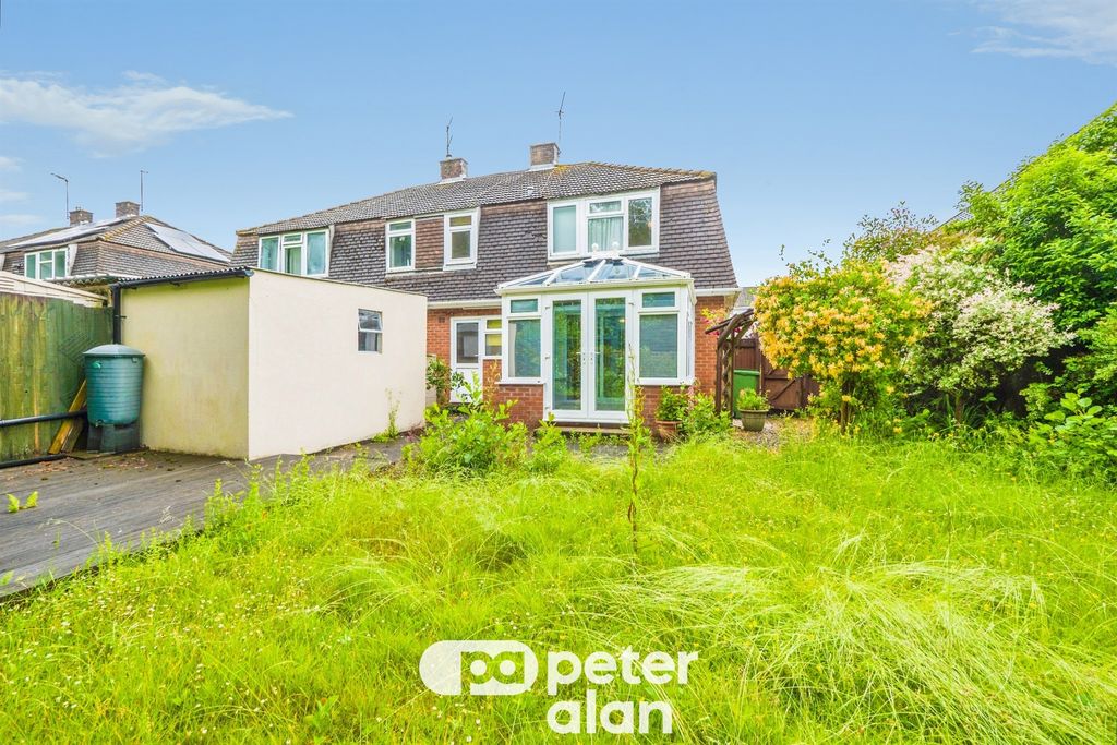 Property photo 2 of 18
