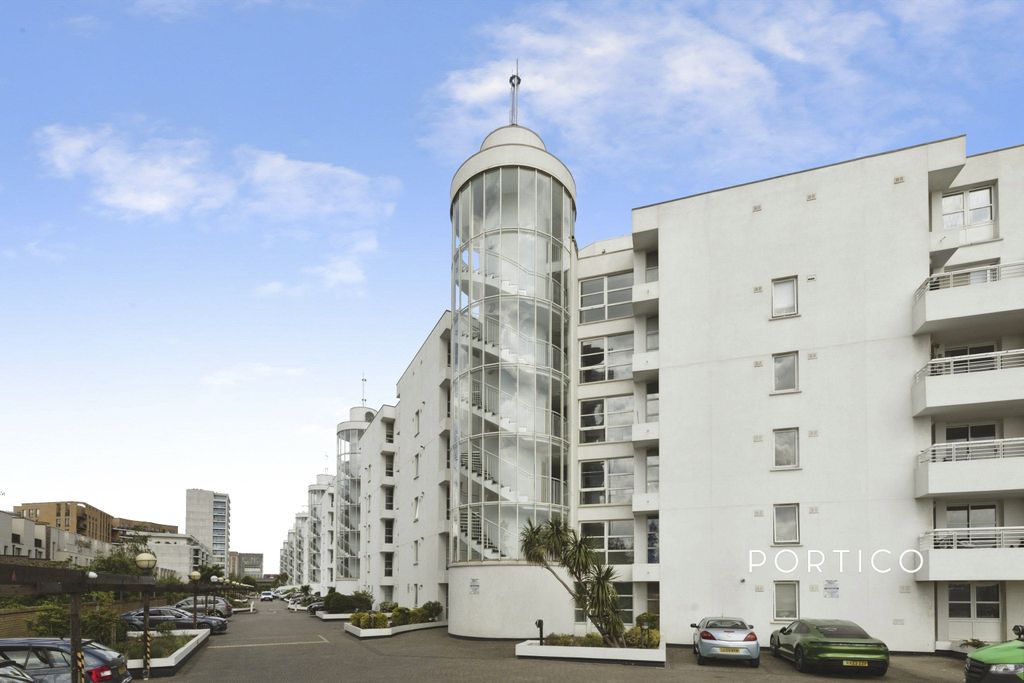 Property photo 1 of 10 Ext2