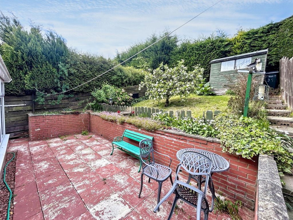 Property photo 3 of 17