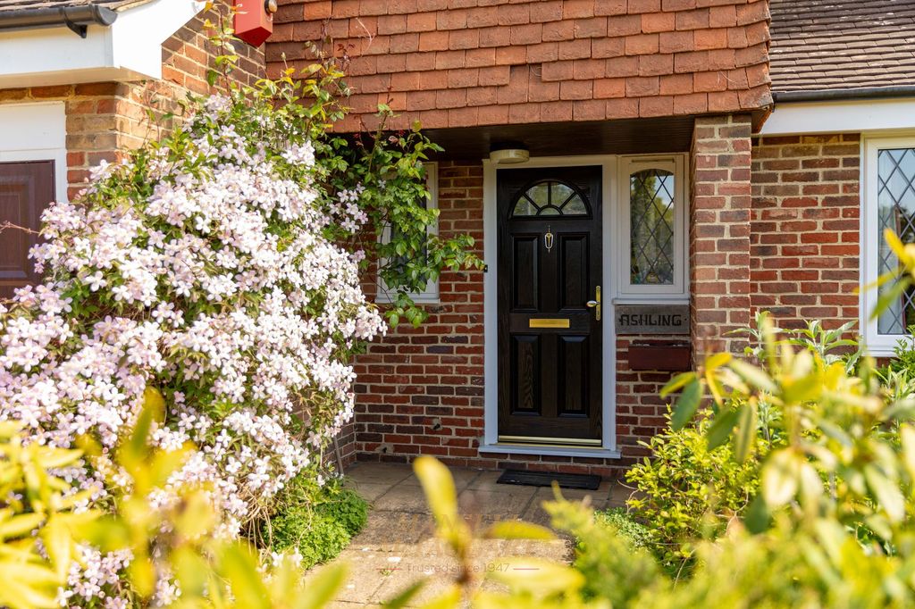 Property photo 2 of 22