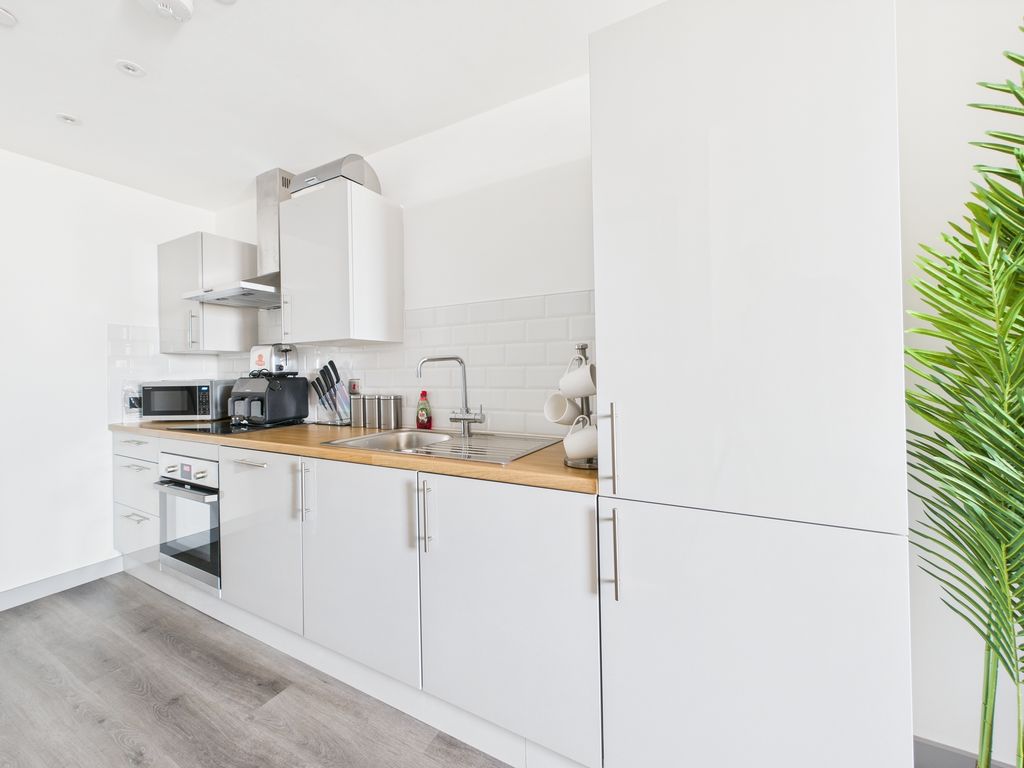 Property photo 3 of 8