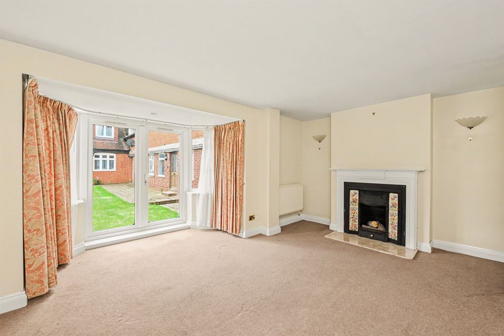 Property photo 2 of 15