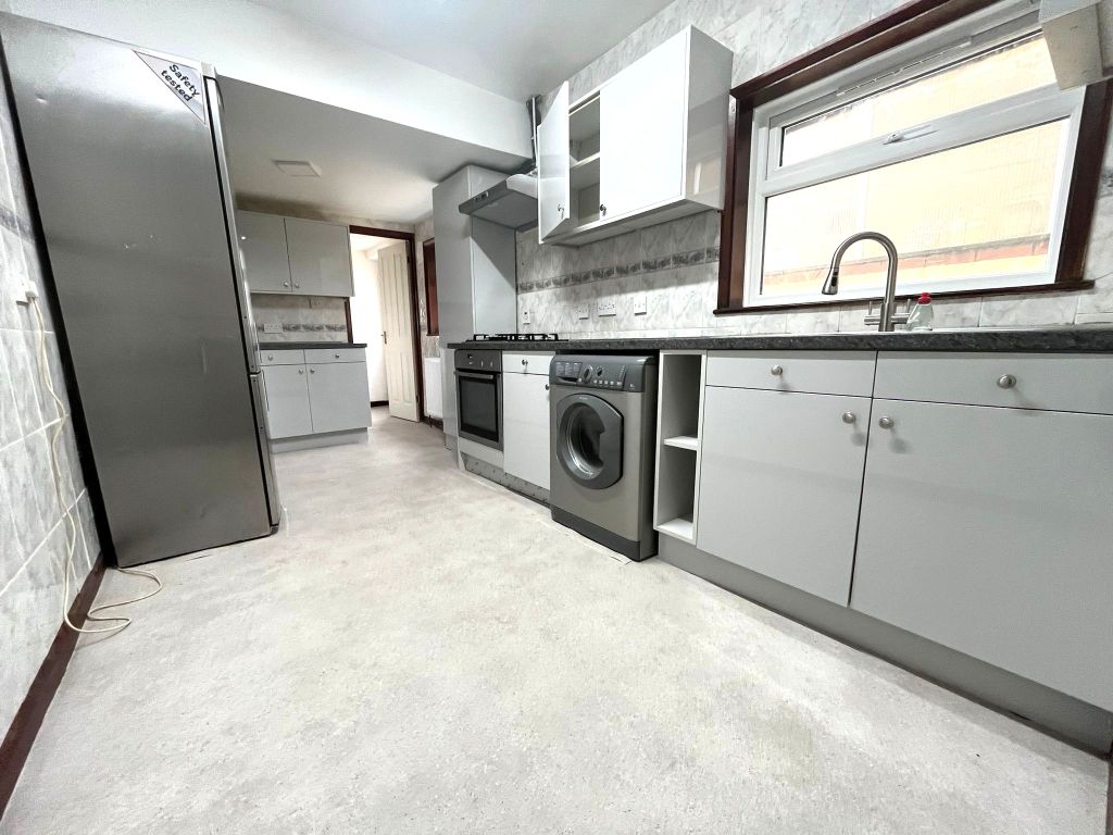 Property photo 1 of 13 Image